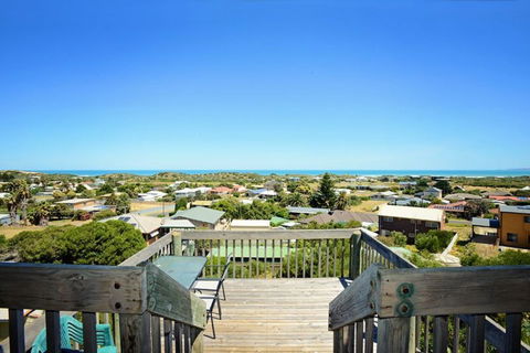 3 Henley Street - Goolwa Beach - Goulburn Accommodation 0