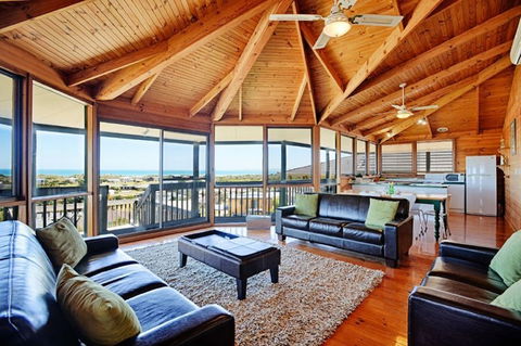 3 Henley Street - Goolwa Beach - Goulburn Accommodation 2