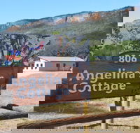 Angelina's Cottage - Capertee Valley - Goulburn Accommodation
