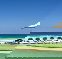 Breakers North - Absolute Beach Front Holiday Apartments - Goulburn Accommodation