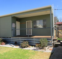 Caddy Shack Dunedoo - Goulburn Accommodation