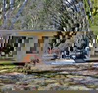 Capertee Cottage - Goulburn Accommodation