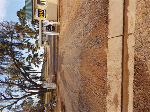 Cleve Showgrounds RV Park - Goulburn Accommodation 0