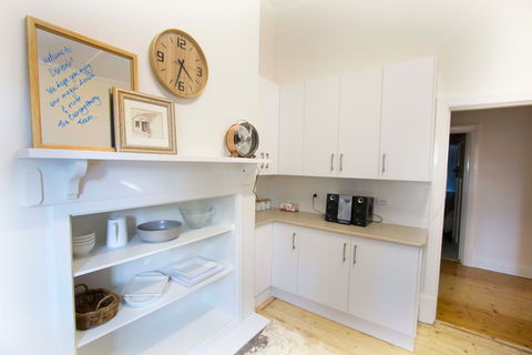 Doreen's - Goulburn Accommodation 2