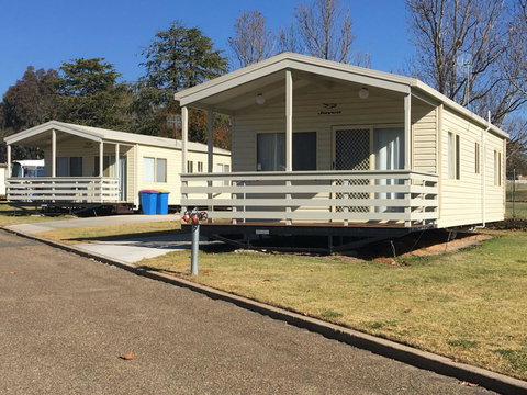 Harden Caravan Park - Goulburn Accommodation 0