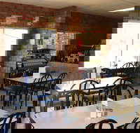 Mataranka Roadhouse and Cabins - Goulburn Accommodation