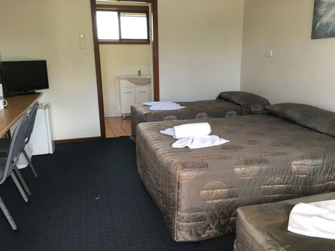 Palm Valley Motel And Home Village - Goulburn Accommodation 0