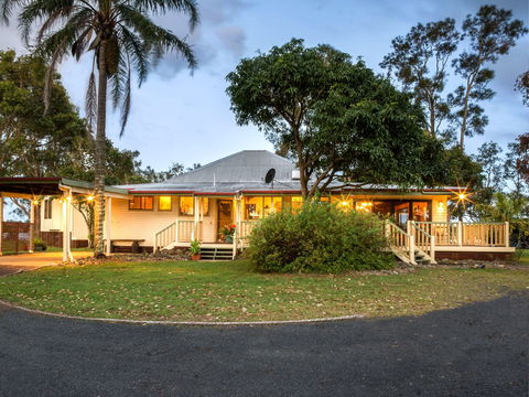 Riverside Holiday Retreat Yamba - Goulburn Accommodation 1