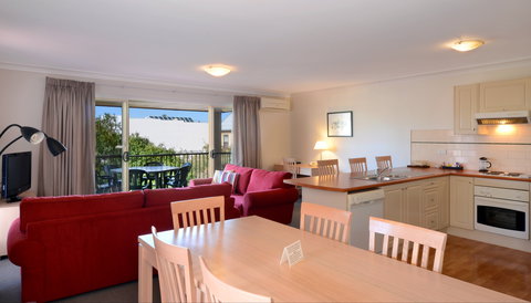 Terralong Terrace Apartments - Goulburn Accommodation 2