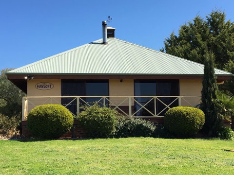 The Hayloft - Goulburn Accommodation 1