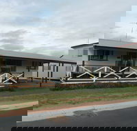 Beach Escape - Goulburn Accommodation