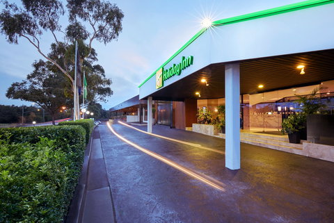 Holiday Inn Warwick Farm - Goulburn Accommodation 0
