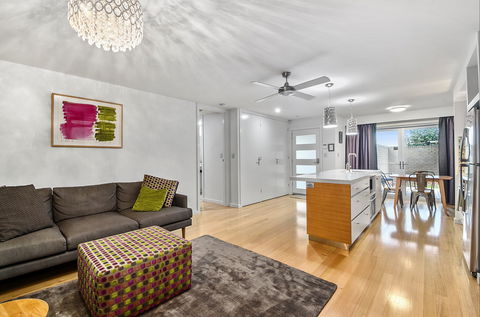 Limestone Coast Apartments - Goulburn Accommodation 2