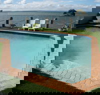Moreton Bay Beach Lodge - Goulburn Accommodation