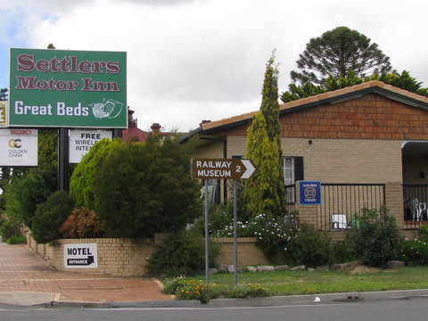 Settlers Motor Inn - Goulburn Accommodation 2