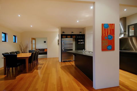 The Sanctuary - Goulburn Accommodation 2