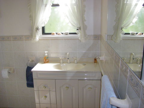 Tradewinds At The Bay - Goulburn Accommodation 2