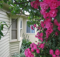 Valley Views Bed and Breakfast - Goulburn Accommodation