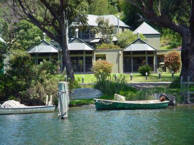 Edgewater Terraces At Metung - Goulburn Accommodation 0