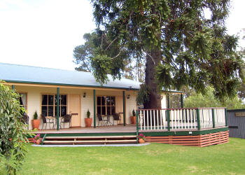Newmerella VIC Goulburn Accommodation