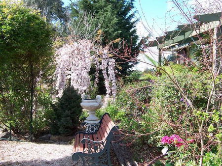 Myamba House - Goulburn Accommodation 0