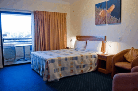 Kacys Bargara Beach Motel - Goulburn Accommodation 0