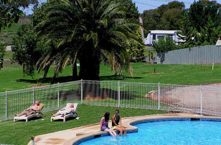 Swan Hill Holiday Park - Goulburn Accommodation 0