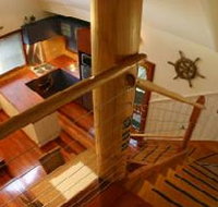 Aireys Overboard Seaside Cottage - Goulburn Accommodation