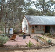 Laanecoorie Lakeside Park - Goulburn Accommodation