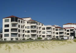 Mykonos Apartments - Goulburn Accommodation 6