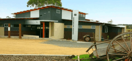 Swansea Backpacker Lodge - Goulburn Accommodation