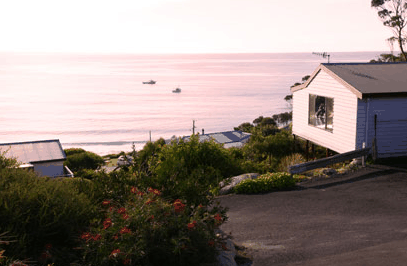 bay of Fires Character Cottage - Goulburn Accommodation