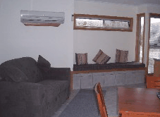 Yakkalla Holiday Cottage - Goulburn Accommodation 1