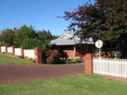 Karri Rose B & B - Goulburn Accommodation 0