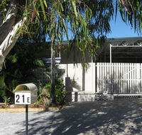 Beach Units Tannum Sands - Goulburn Accommodation