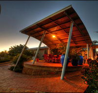 Samson Beach Chalets - Goulburn Accommodation