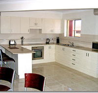 Jopen Motel And Apartments - Goulburn Accommodation