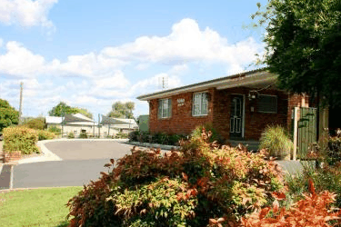 Cadman Apartments - Goulburn Accommodation