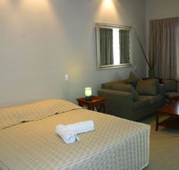 Shangri-La Gardens - Goulburn Accommodation