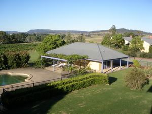 Tranquil Vale Vineyard - Goulburn Accommodation 0