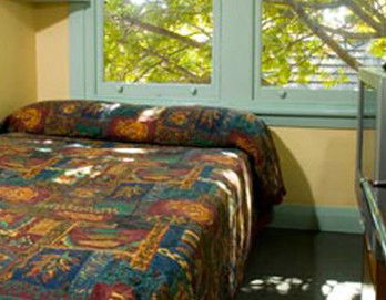 Highfield Private Hotel - Goulburn Accommodation 1