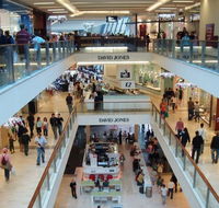 Coburns Shopping Centre - Goulburn Accommodation