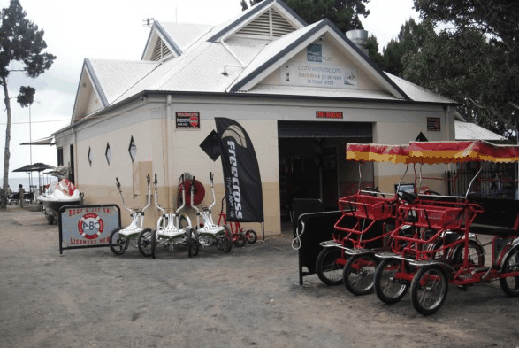 Aquavue Cafe Watersports - Goulburn Accommodation 3