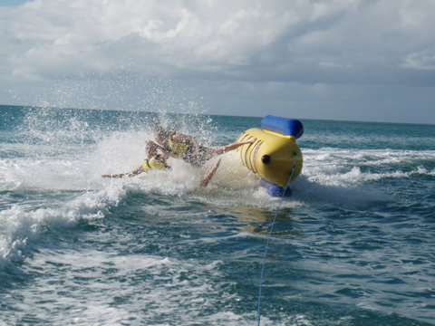 Aquavue Cafe Watersports - Goulburn Accommodation 9