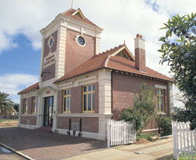 Merredin Town Hall - Goulburn Accommodation 0