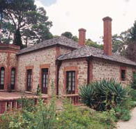 Old Government House - Goulburn Accommodation
