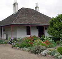 The Farm Shed Museum - Goulburn Accommodation