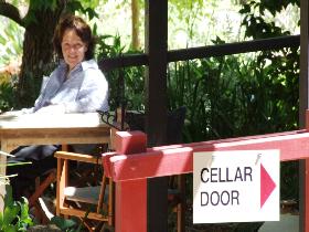 Willunga SA Goulburn Accommodation