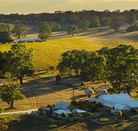 Hutton Vale and Farm Follies - Goulburn Accommodation