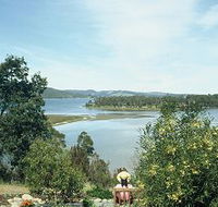 Inverawe Native Gardens - Goulburn Accommodation